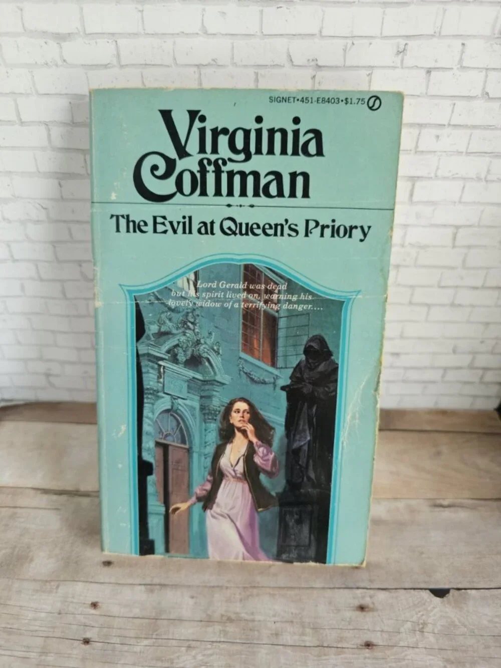 Virginia Coffman Evil at Queen's Priory 1978 Signet Gothic Paperback